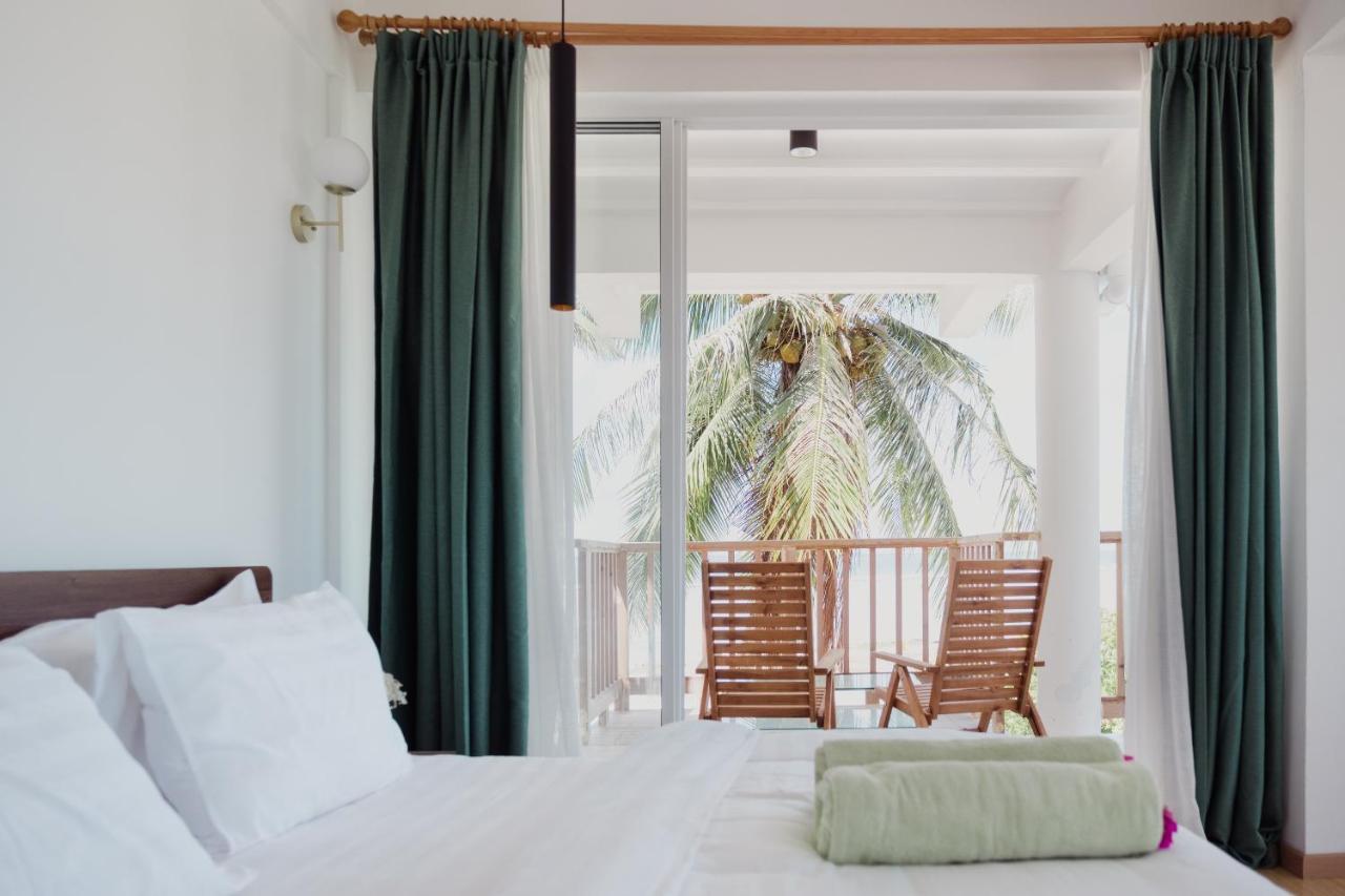 Coral Inn Тулусдоо Екстериор снимка