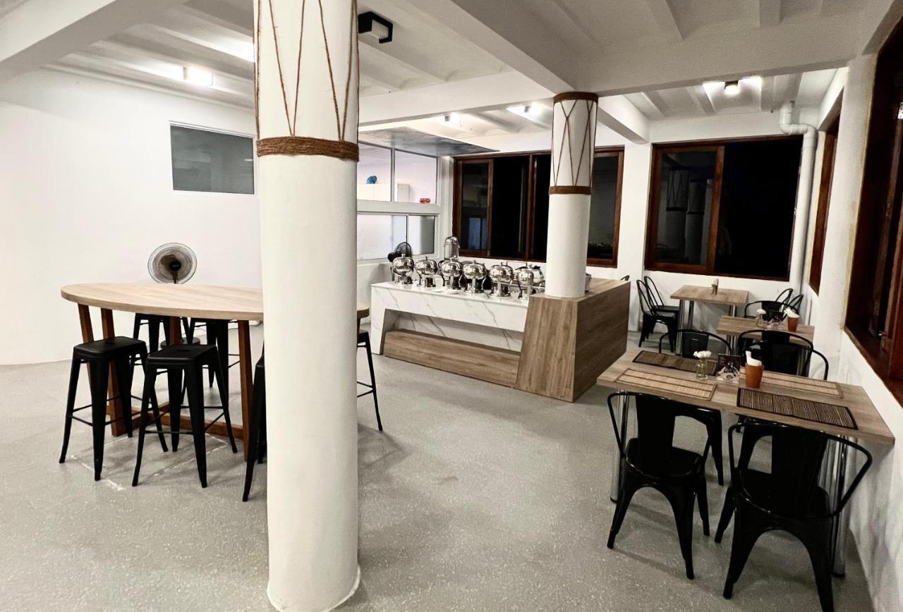 Coral Inn Тулусдоо Екстериор снимка